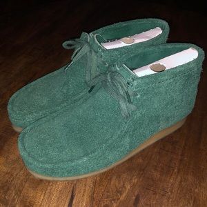 Clarks Wallabee 9.5 Forest Green